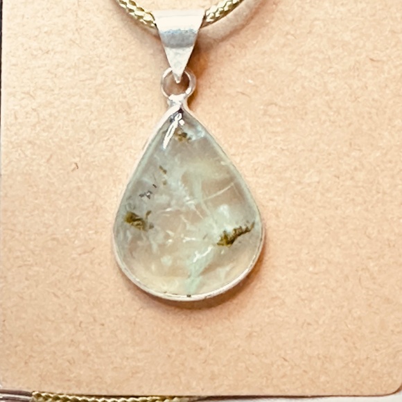 925 Sterling Silver Plated Prehnite Crystal Pear Shaped Genuine Stone EUC - Picture 5 of 13